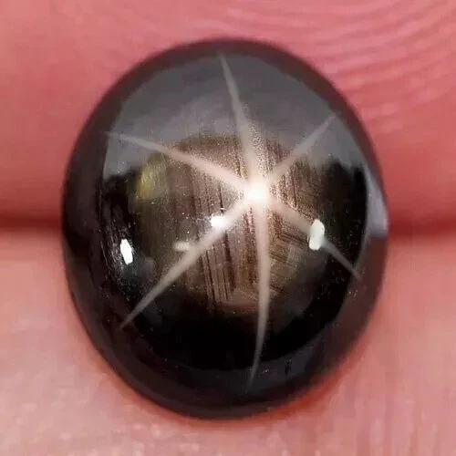 Black Star Sapphire 6 Rays 9.55 Ct Oval Cabochon Natural Loose Gemstone - Image 1 of 4