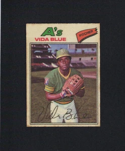 Pegatinas de tela Topps 1977 #4 Vida Blue A's EX (manchas) - Imagen 1 de 2