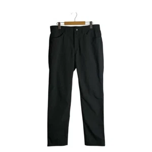 Kirkland Signature Men's Black 5-Pocket Performance Straight Fit Pant - Bild 1 von 8