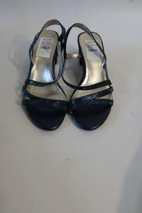 NWT Womens Naturalizer Caleres Navy Blue Rhinestone Strappy Sandals 8.5W - Picture 1 of 12