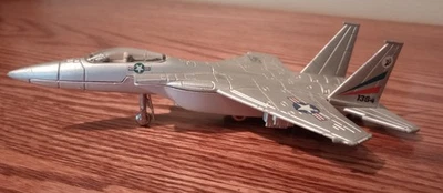 Antigo avião de combate ERTL F-15 Eagle modelo de metal fundido USAF  - Imagem 1 de 4