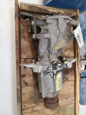 2010-2019 FORD TAURUS Rear Carrier AA534000AH 10-19 - Image 1 of 4