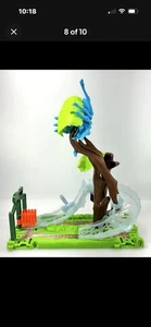 Hot Wheels Spider Park Attack Playset - Picture 1 of 8