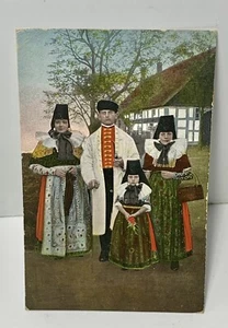 Vintage Germany Folk Traditional Family Costume Buckeburg Postcard Third Reich - Picture 1 of 4