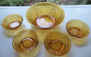 Tiara Indiana Glass Amber Sandwich 5 piece Berry Bowl Set - Picture 1 of 6