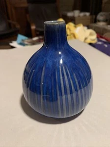 4” Tall. 3.5”d. Blue Bud Vase.high gloss w/streaky ridges, studio pottery - Picture 1 of 5