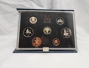 1987 United Kingdom Proof Coin Collection in Royal Mint Presentation Case - Picture 1 of 5