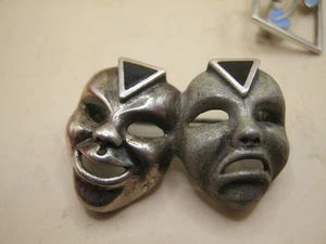 Juego de broches de máscara de comedia y tragedia de plata maciza inusual de colección con ónix - Imagen 1 de 5