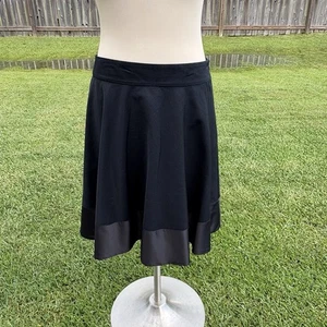 The Limited Black With Satin Trim Bottom Skirt Size 8 New With Tags - Picture 1 of 9