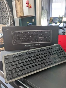Azio Retro Classic Typewriter Mechanical Backlit Keyboard BT/USB Tastatur QWERTZ - Bild 1 von 5