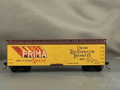Train Miniature - Prima Beer - 40' Wood Reefer + Wgt # 12818 - Image 1 of 4
