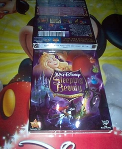 DISNEY SLEEPING BEAUTY 50° EDIZIONE PLATINO DVD MOVIE Autentica Principessa Aurora - Foto 1 di 1
