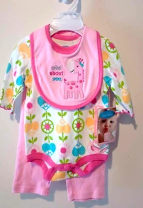 Bon Bébé Giraffe Bodysuit, Pants & Bib 3 pc. Girls 6-9 months  - Picture 1 of 2