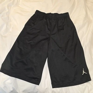 Nike Jordan Basketball Shorts Size Large Boys Black Workout Gym Casual - Picture 1 of 7