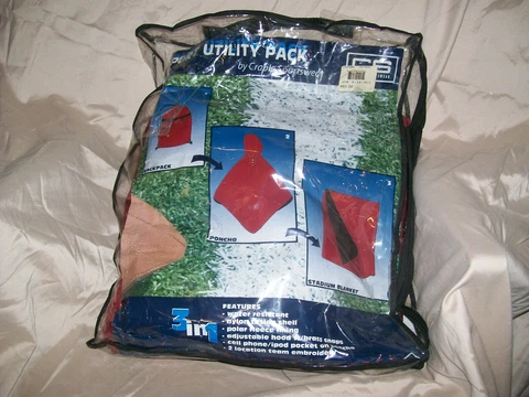 Arkansas Sport Pack Crable Sportswear 3-in-1 Poncho, Stadium Blanket, Backpack Cover