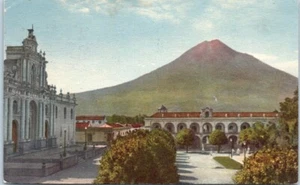 ANTIGUA Plaza WEST INDIES c1940s - Postcard - Picture 1 of 2