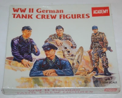 FIGURAS DE COLECCIÓN 1/35 NIP ACADEMIA SEGUNDA GUERRA MUNDIAL TRIPULACIÓN DE TANQUES ALEMANES 4 FIGURAS EN LA CAJA Foto 1 de 2