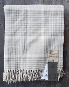 Bronte by Moon UK 100% Merino Wool Prince of Wales Throw – Beige Check - Picture 1 of 4