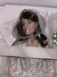Act Quickly! Danbury Mint Princess Kate Royal Bride Doll Orig Box (AL828F) - Bild 1 von 13