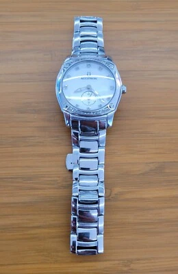 Ladies Accutron Bulova Pemberton genuine Diamond bezel watch RARE - Image 1 of 4