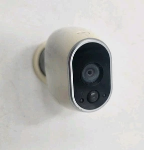 Netgear Arlo VMC3030 HD Wireless Add-On Security Camera With Magnetic Mount - Picture 1 of 8