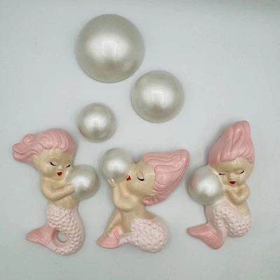 Sirena Bebés Tiza Kitsch Placa de Pared Kitsch De Colección Estilo Burbujas Rosa Foto 1 de 2