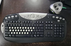 Wireless Logitech Y-RJ20 Cordless Bluetooth Keyboard + Receiver WORKING !!!! - Picture 1 of 6