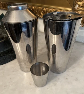 5 Pc Stainless Steel Cocktail Shakers, Martini, Strainers, Shot, Barware Bar - Image 1 of 4