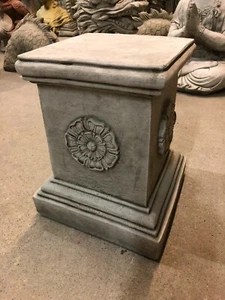 Columna de pedestal de piedra cuadrada sólida pesado impresionante pilar Yorkshire Rose P - Imagen 1 de 4