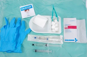 Großes Katheterset Katheter-Wechselset Blasenkatheter Set, Gleitgel Desinfektion - Bild 1 von 3
