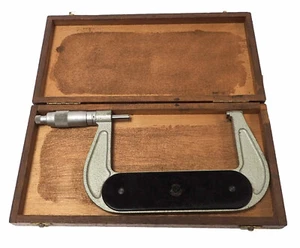 ETALON OUTSIDE MICROMETER 4"-5", LOCK SWITCH, SWISS-MADE WITH WOODEN CASE! - Picture 1 of 7