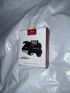 Hallmark Keepsake 2022 Consola Sega Genesis Adorno de Luz y Sonido (WTF33) - Imagen 1 de 1