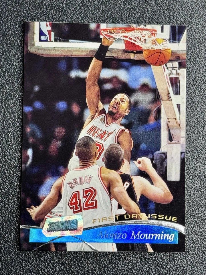 Topps Stadium Club 1997-98 edición del primer día Alonzo Mourning #134 Salón de la fama Foto 1 de 3
