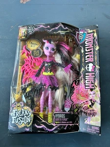 Monster High Freaky Fusion BONITA FEMUR HYBRIDS bambola 2013 sigillata - Foto 1 di 13