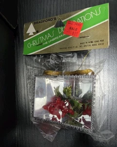 De Colección Bradford's Adorno de Navidad Ciervo Hong Kong 3d Diorama Nuevo Irrompible - Imagen 1 de 9