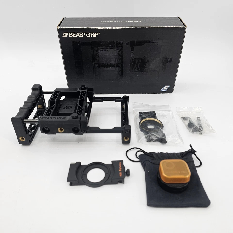 Equipamento de cinema para montagem em telefone BeastGrip Pro Moondog lente anamórfica 37mm rosca em excelente estado usado - Imagem 1 de 4