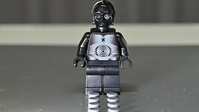 LEGO Star Wars Protocol Droid Minifigure - Image 1 of 4