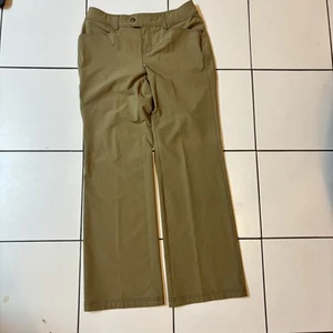 Athleta Dipper Cargo Pants Womens Khaki Stretch Hiking Travel Low Rise Size 8 - Picture 1 of 5