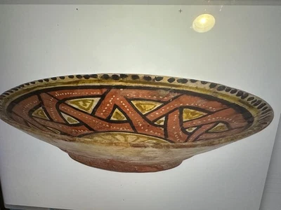 CUENCO DE CERÁMICA ESMALTADA NISHAPUR PERSA ISLÁMICO TEMPRANO.   D 7 7/8 pulgadas. H 1 5/8 pulgadas. Foto 1 de 4