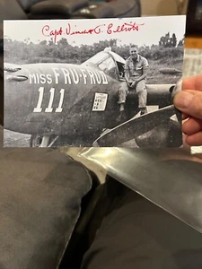 475th FG P-38 Lightening Ace Vincent Elliott Signed Photo - 7 Kills - Picture 1 of 2