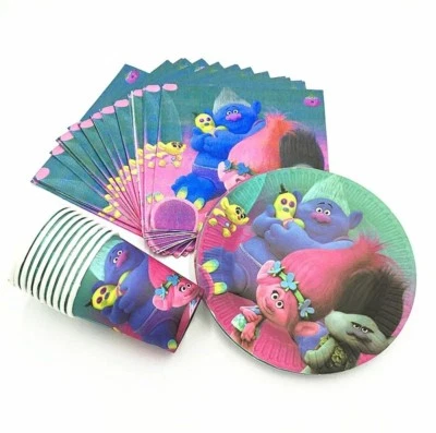 Juego de 40 piezas de suministros de fiesta de cumpleaños para niños con tema trolls. Foto 1 de 3