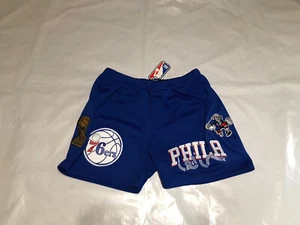 Neu mit Etikett!!  NBA PRO STANDARD PHILADELPHA 76ERS HERRENSHORTS BLAU SMALL - Bild 1 von 8