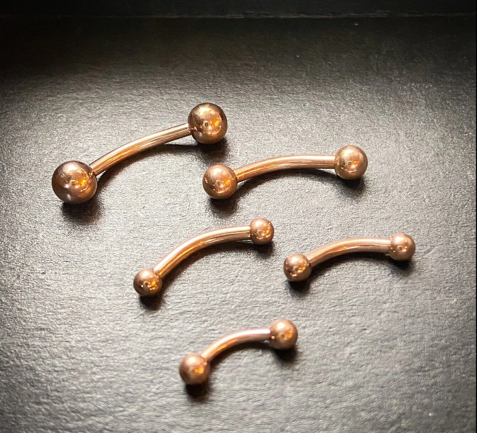 Anillo curvo estilo bola de acero quirúrgico chapado en oro rosa de 1 pieza barra/ceja Foto 1 de 4