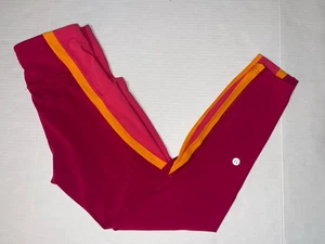 Leggings de compresión Lululemon Wild Twist 7/8 - rojo rubí y rosa fucsia talla 4 - Imagen 1 de 7