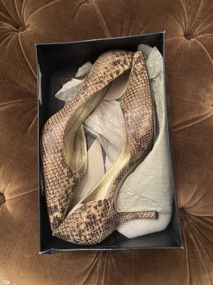 Zapatos de salón de vestir Ann Klein. Piel de serpiente.  Nuevo. Nunca usado.  Talla 9,5 M Foto 1 de 4