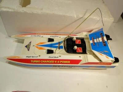 Vintage 1980s Radio Shack Stinger 60-4196 R/C Radio Control Speed Boat WORKS - Image 1 of 4