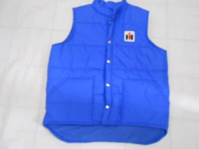 Vintage Cap 'N Jac International Logo Puffer Vest Sz Large Truck Tractor - Image 1 of 4