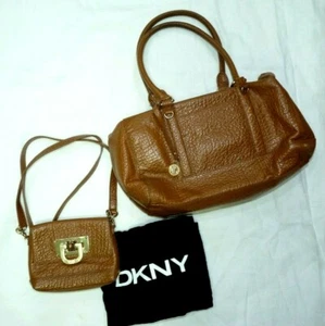 DKNY Tan Shoulder Bag with Removable Crossbody Bag 3 in 1 bag with dustbag - Picture 1 of 12