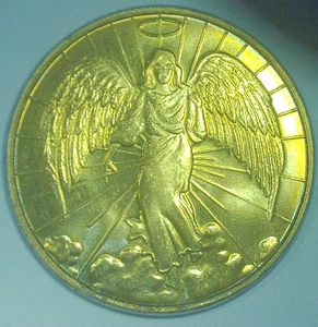 Schutzengel Medaille Münze Medaille goldfarben Metall geflügelter Engel mit Heiligenschein KOSTENLOSER VERSAND - Bild 1 von 2