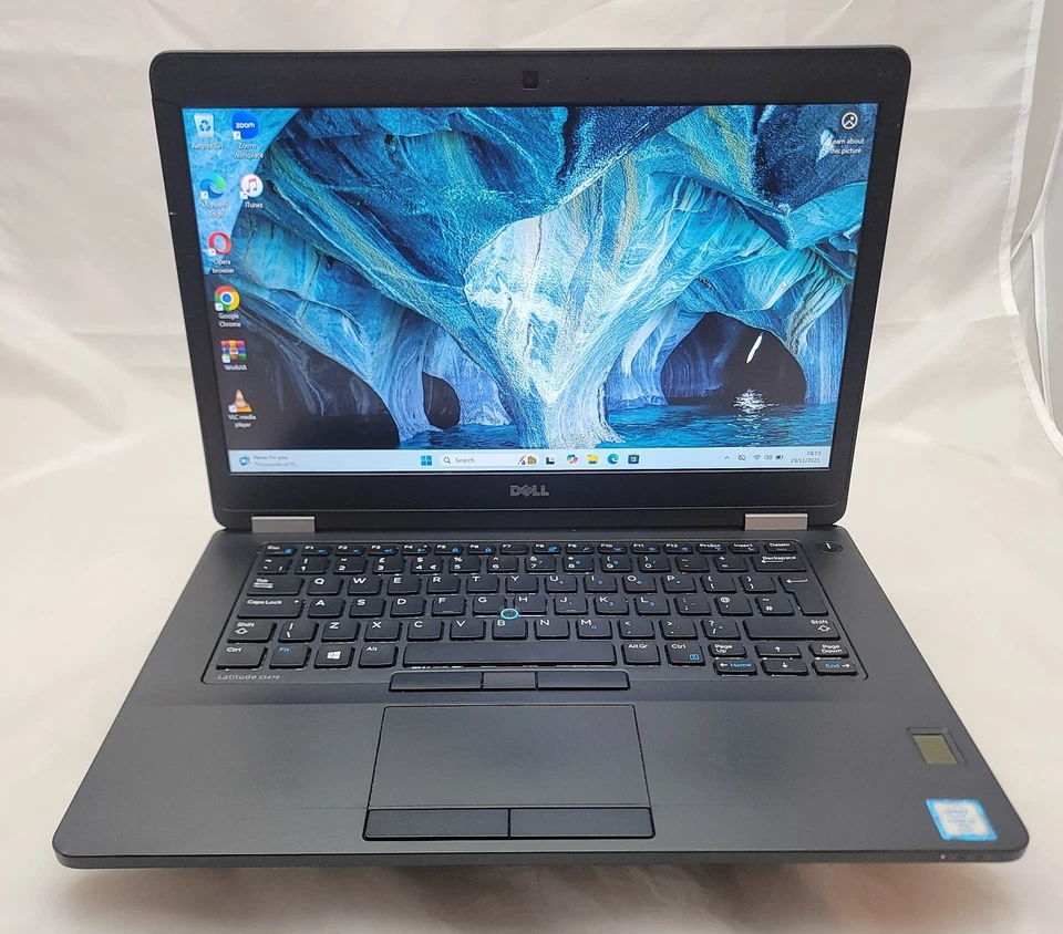 Dell Latitude E5470 - i7 6th Gen -16GB RAM - 256GB SSD - FHD 14" - HDMI - Win 11 - Image 1 of 4